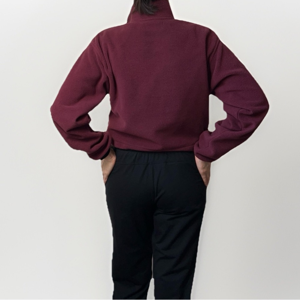 Aritzia TNA Burgundy Plum Quarter-Zip Fleece Pullover Size 2XS - Picture 3 of 14